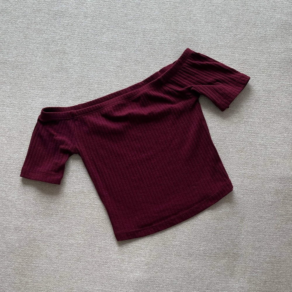 Maroon off the shoulder crop top